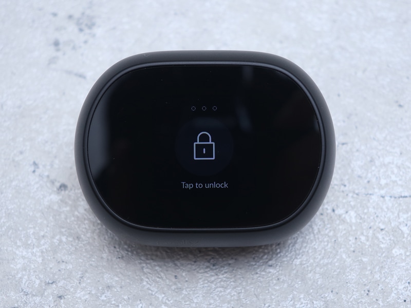 本体後部のボタンを押すと操作をロックできる