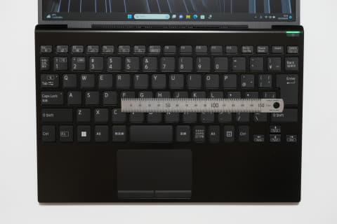 Hothotレビュー】スタミナ抜群で1kg切り！モバイルノートとして一級品