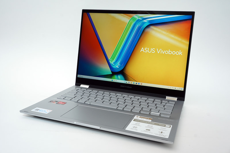 ASUSの2in1「Vivobook S 14 Flip TN3402YA」。直販価格は12万9,800円