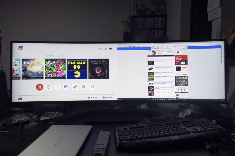 PBPモードの2画面機能では2つの2,560×1,440ドット画面を左右にならべた表示だけでなく……