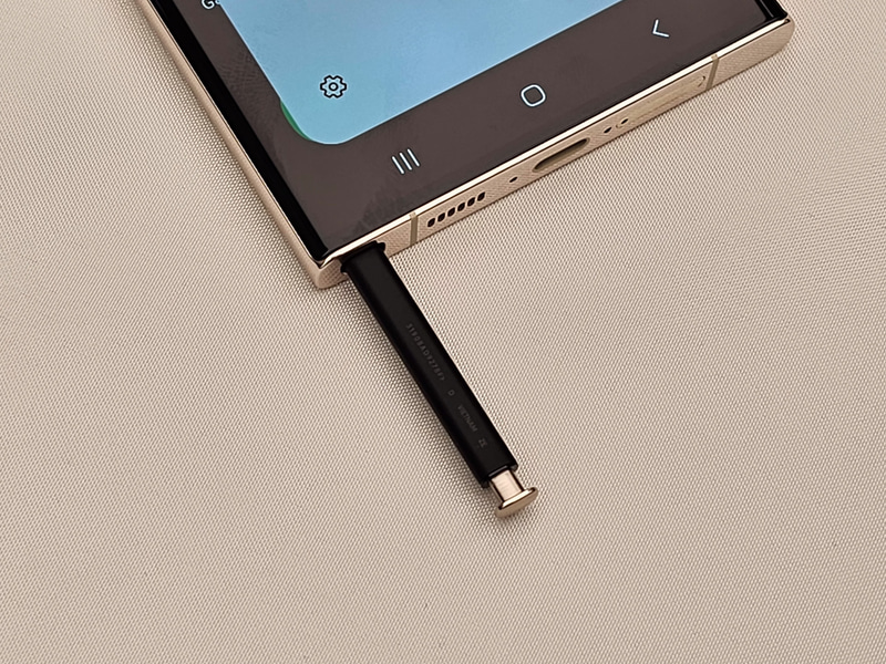 Sペンは本体に内蔵できる