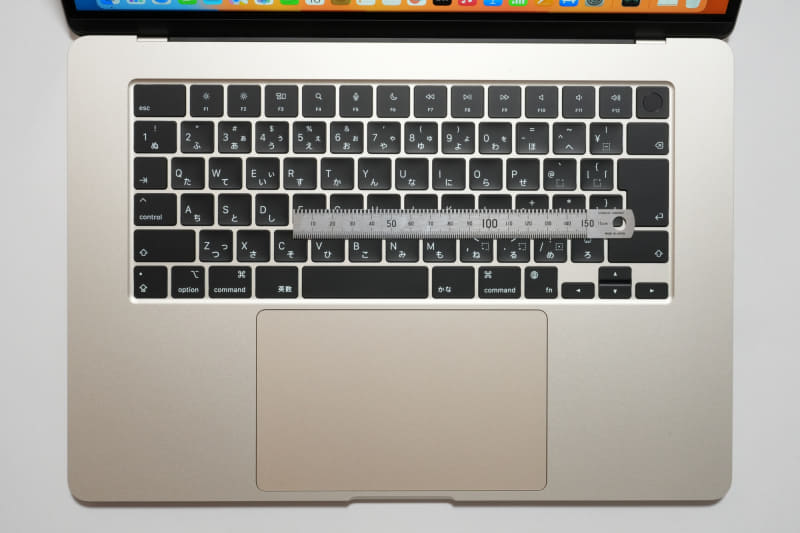 キーピッチは実測19mm前後