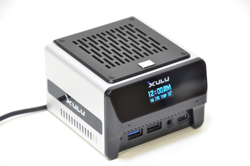 機能的には何ということもないOLEDが、デザイン的には存外に良い