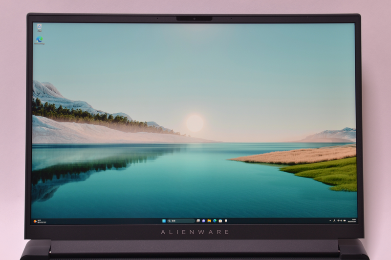 ディスプレイは大型で高精細。色味やコントラストも文句なし