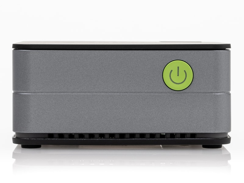 正面はシンプルに電源ボタンのみ