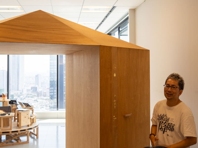 柱にデジタルペンでメモを書き込めるスマートホーム技術