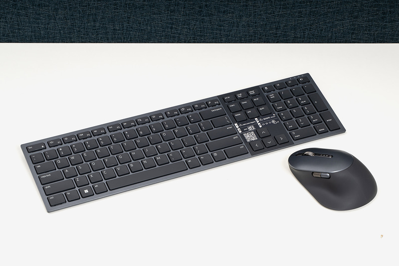 デルのワイヤレスキーボード/マウスセット「Dell Premier コラボレーションキーボードおよびマウス - KM900」