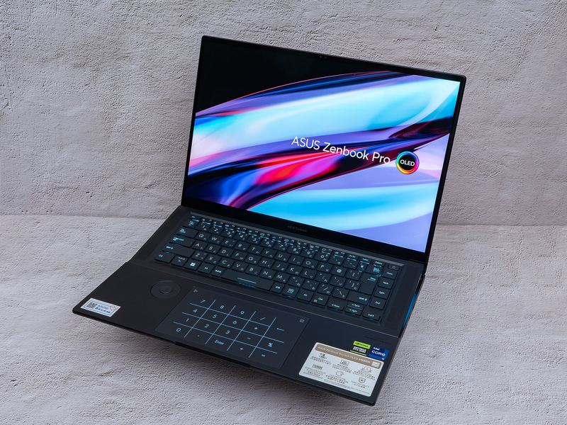 16型有機ELディスプレイを搭載したプレミアムな薄型ノートPC「Zenbook Pro 16X OLED UX7602BZ」