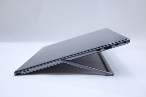 PC短評】使って再認識したWindowsタブレットの良さ。絶妙スペックの