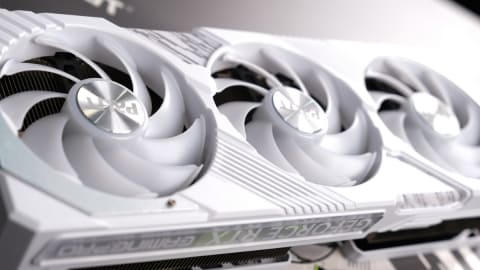 Palit、ホワイトなGeForce RTX 4070 Ti。創業35周年記念 - PC Watch