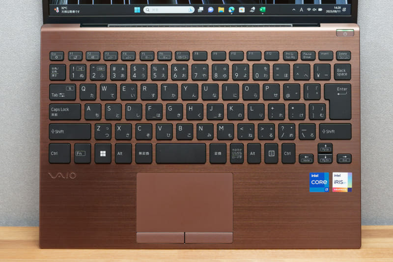 ピッチ約19mmのフルサイズキーボード