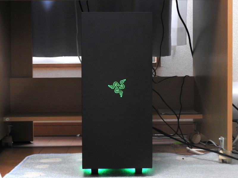 Razerファンの娘が自作したゲーミングPC(組立当時の写真)