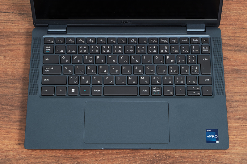 アイソレーション型日本語キーボードを搭載