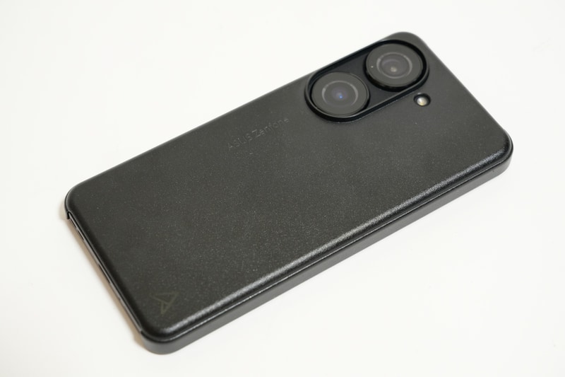 専用ケースの幅は実測69.6mm