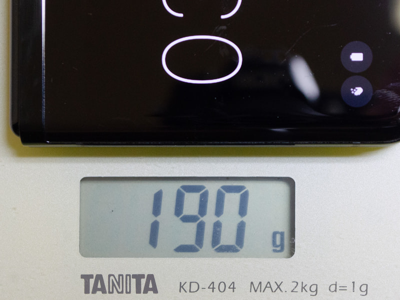 重量は実測で190g