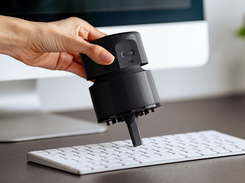 隙間掃除に便利なノズルも付属