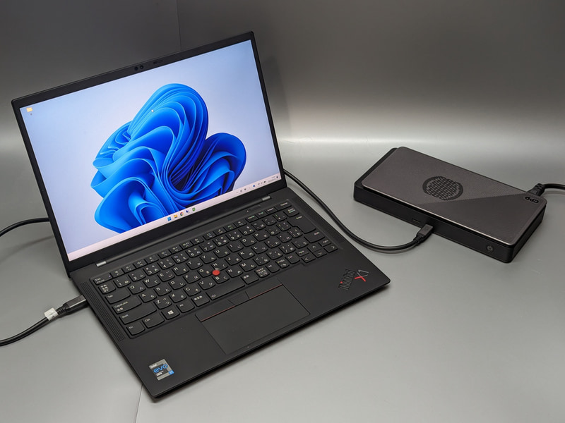 レノボ「ThinkPad X1 Carbon Gen9」。 Core i7-1165G7(2.8GHz)を搭載する。OSはWindows 11 Pro