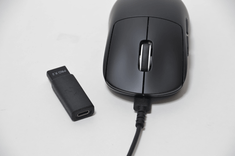 やじうまミニレビュー】わずか60g！軽量無線ゲーミングマウスの新定番 