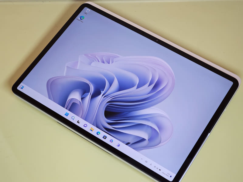 ビューモードやタブレットモードなどに素早く変形が可能