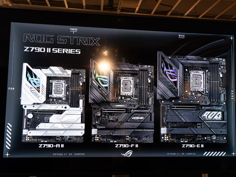 ROG STRIXシリーズのマザーボードには新規にEモデルを追加