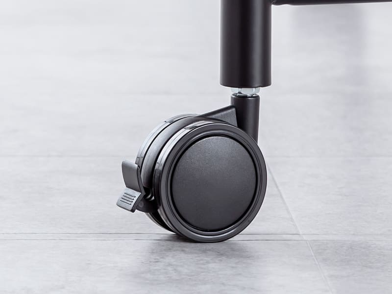 大型キャスターを搭載