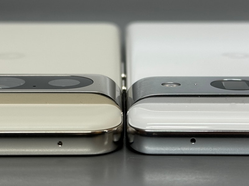 左が本製品、右が従来のPixel 7 Pro。カメラ部はやや厚みを増している