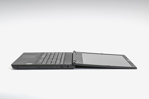 ノートPCには堅牢性が必要なワケ。NEC「VersaPro タイプVD」は