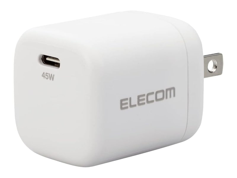 <a href="https://www.elecom.co.jp/products/EC-AC13WH.html" class="n" target="_blank">製品ページのURL</a><br>実売価格:2,890円前後●ポート:USB-C×1●最大出力:45W●全長:42mm●重量:約69g