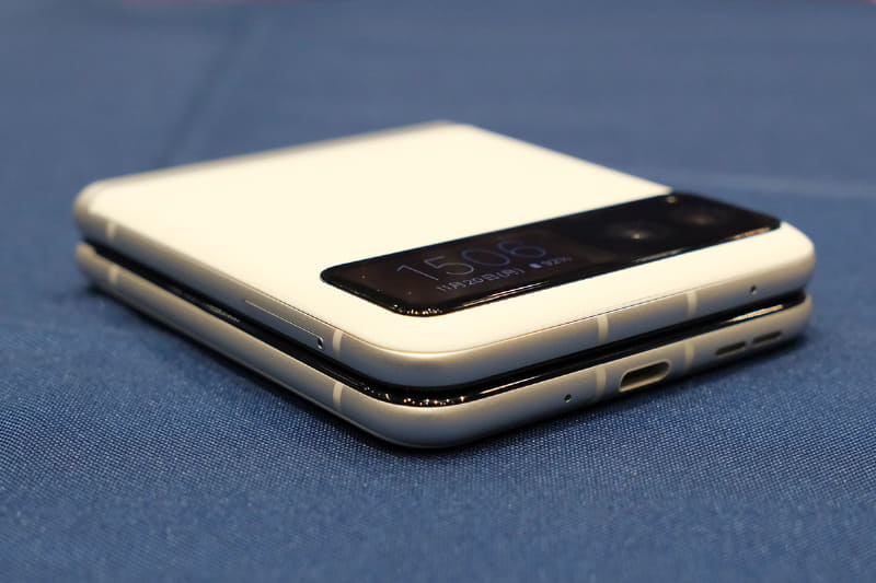 インターフェイスはUSB 2.0 Type-C。下部に備える