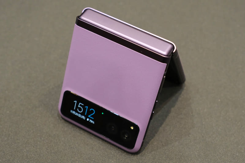 ソフトバンク版限定のサマーライラック