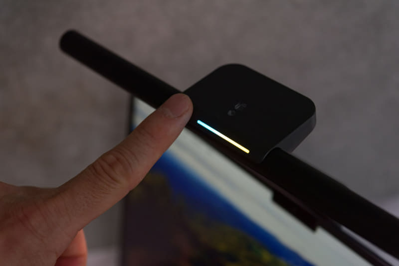 前面左側のセンサーをタップしてモード切り替え