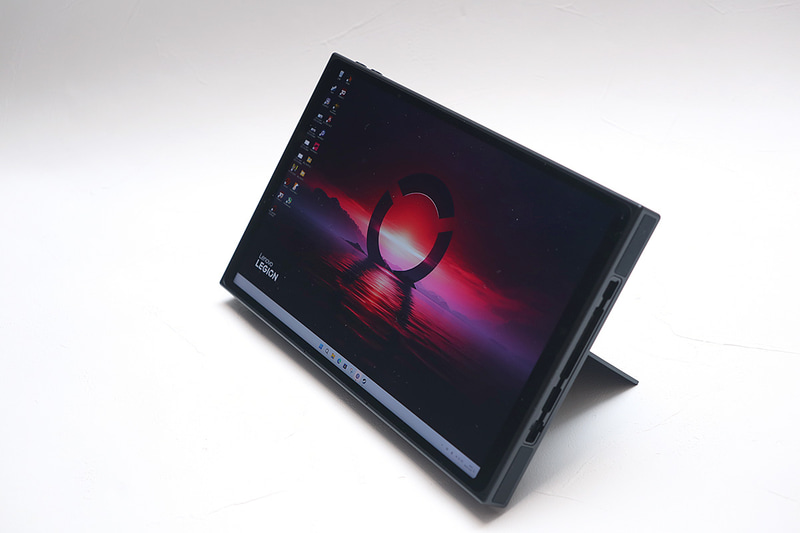 タブレットスタイル。外観として悪くない。むしろイカス