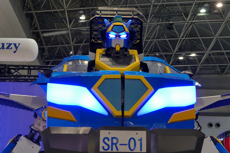 「SR-01」バストショット