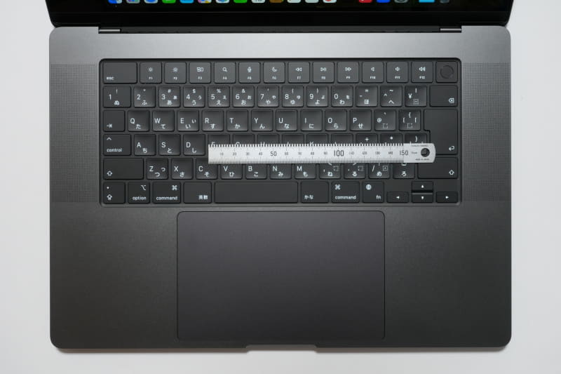 キーピッチは実測19mm前後