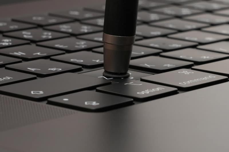 キーストロークは実測1.3mm前後