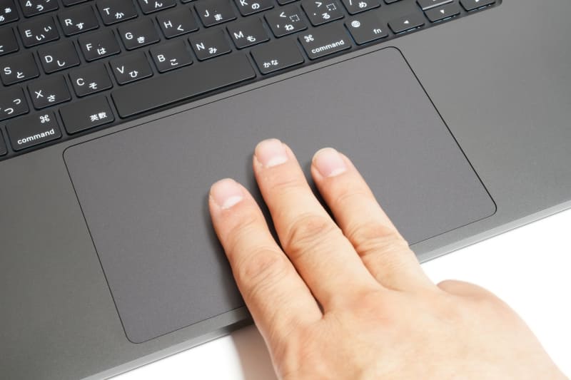 トラックパッドの面積は実測160×100mm