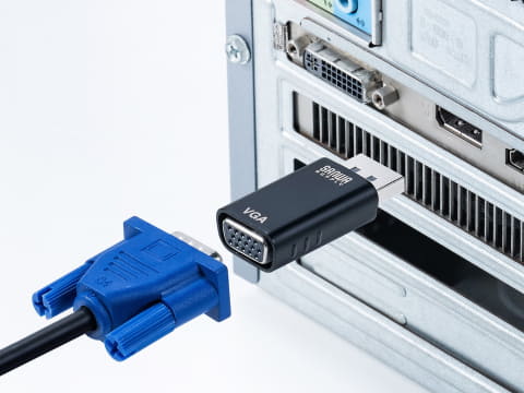 サンワサプライ、DisplayPort出力をミニD-Sub15ピンに変換するアダプタ