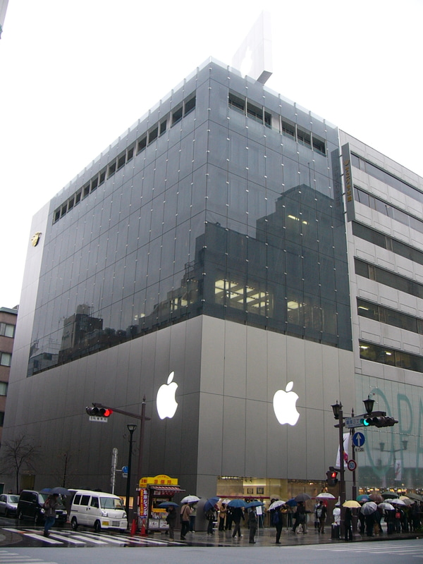 2003年11月30日のオープン当時のApple銀座