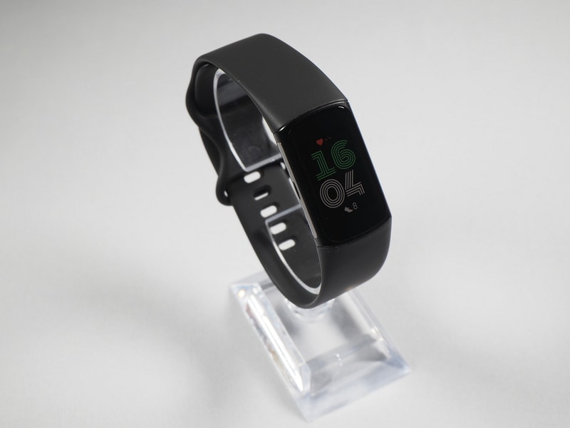 Googleによる買収で今後にやや不透明感のある「Fitbit Pay」だが、対応する新製品「Fitbit Charge 6」が発売されたばかりということもあり、当面は継続するものと考えられる