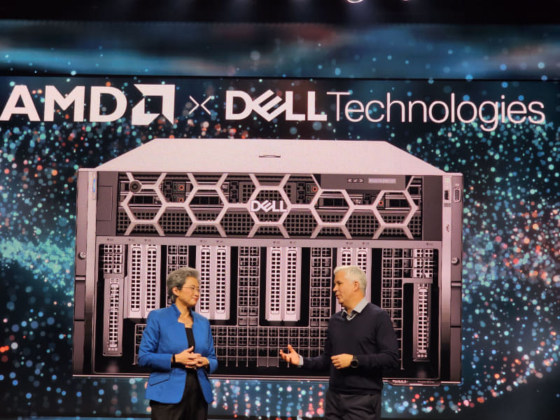 スー氏とDell ISG担当事業本部長 アーサー・ルイス氏