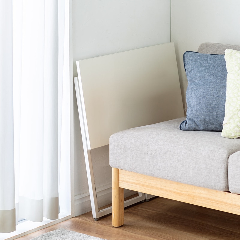 未使用時にコンパクトに折りたたんで収納できる