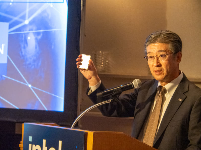 第5世代Xeonを掲げるインテル株式会社 代表取締役社長 鈴木国正氏