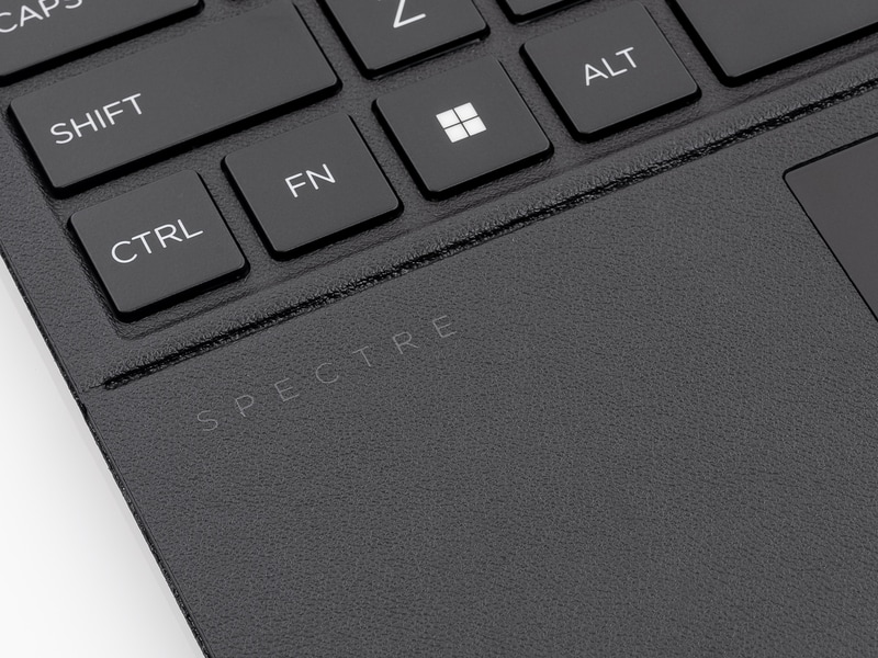 表面は合皮が使われており高級感がある