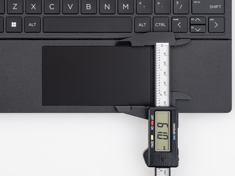 パッド部分のサイズは約111mm×61mm