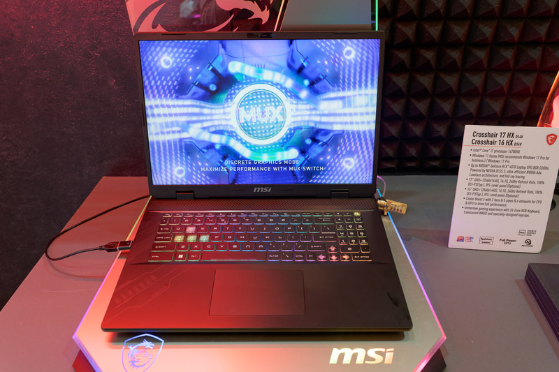 Crosshair 16 HX シリーズ & Crosshair 17 HXシリーズ