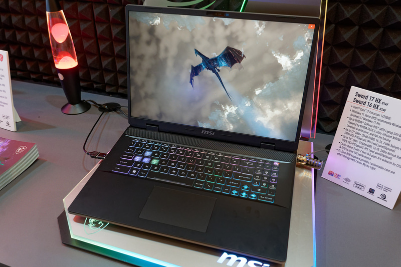 Sword 16 HX シリーズ & Sword 17 HX シリーズ