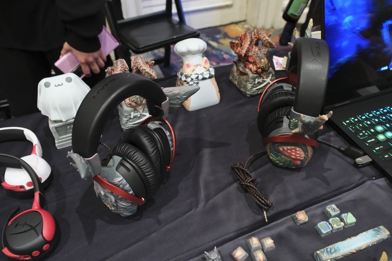 同社ゲーミングデバイスに装着できるカスタムパーツ。3Dプリンタで作られている