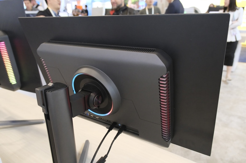 27型モデルの背面