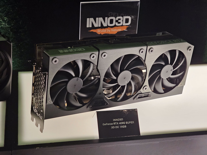 INNO3D GeForce RTX 4080 SUPER X3 OC 16GB