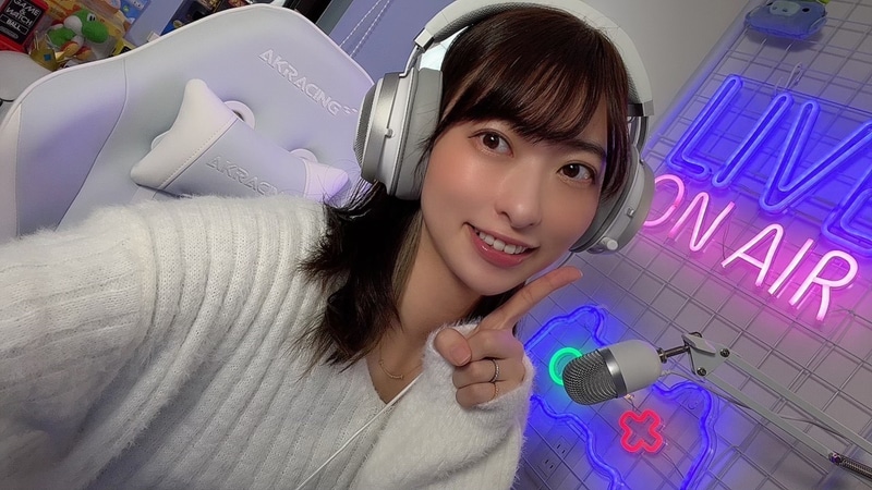 ヘッドセット: Razer「Kraken Mercury White」